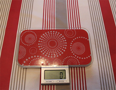le test de la balance : 106g : poids plume !