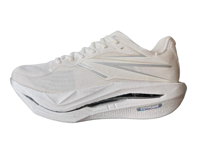 361° Flame 5.5, chaussure de route homologuée World Athletics