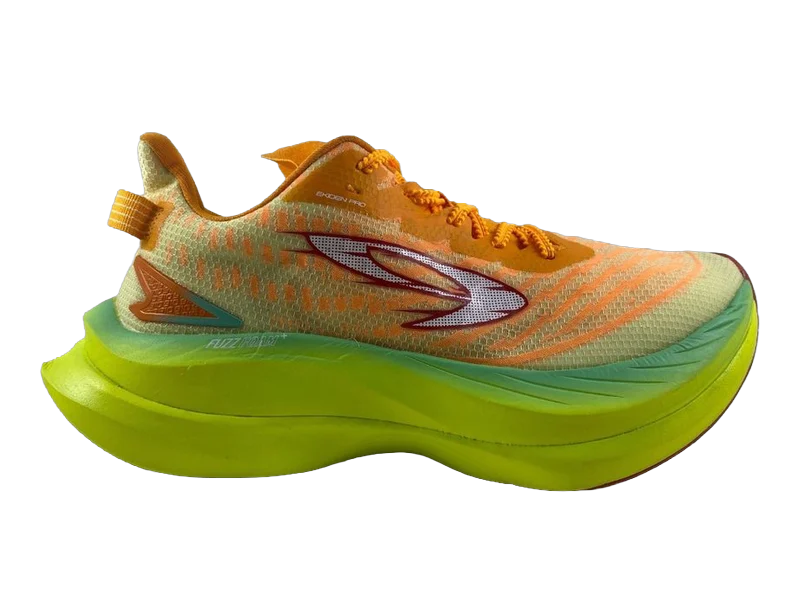 910 Nineten Geist Ekiden Pro, development shoe homologuée World Athletics
