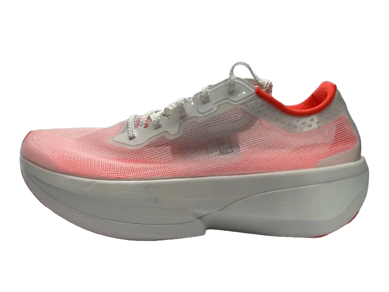 Brooks RED, development shoe homologuée World Athletics