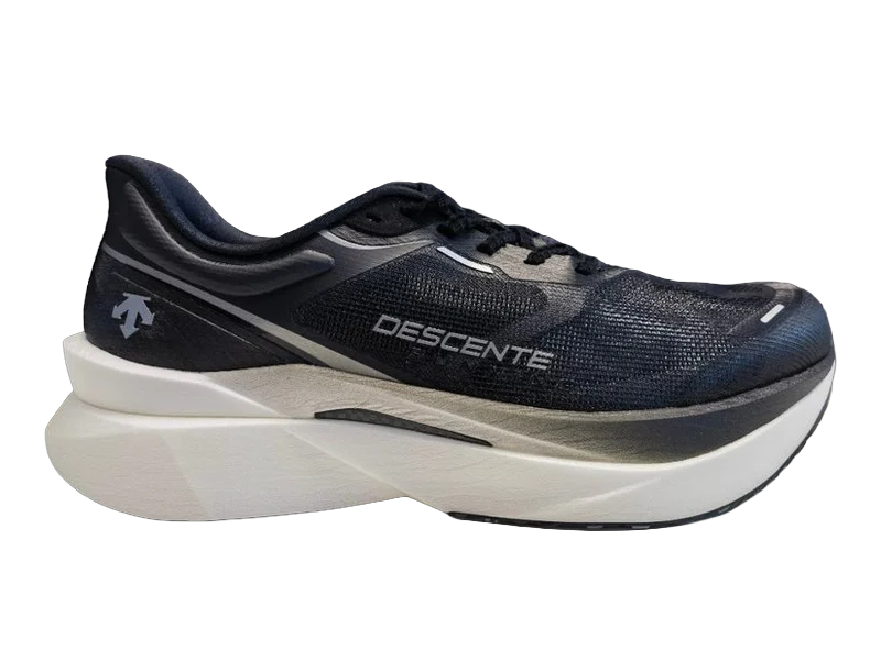 Descente China Dash MH, development shoe homologuée World Athletics