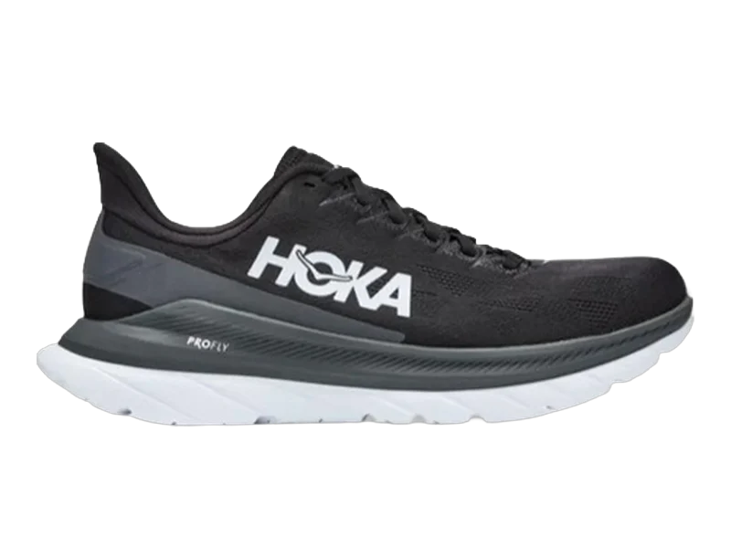 Hoka Mach 4, chaussure de route homologuée World Athletics