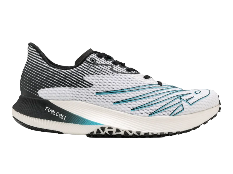 New Balance FuelCell RC Elite, chaussure de route homologuée World Athletics