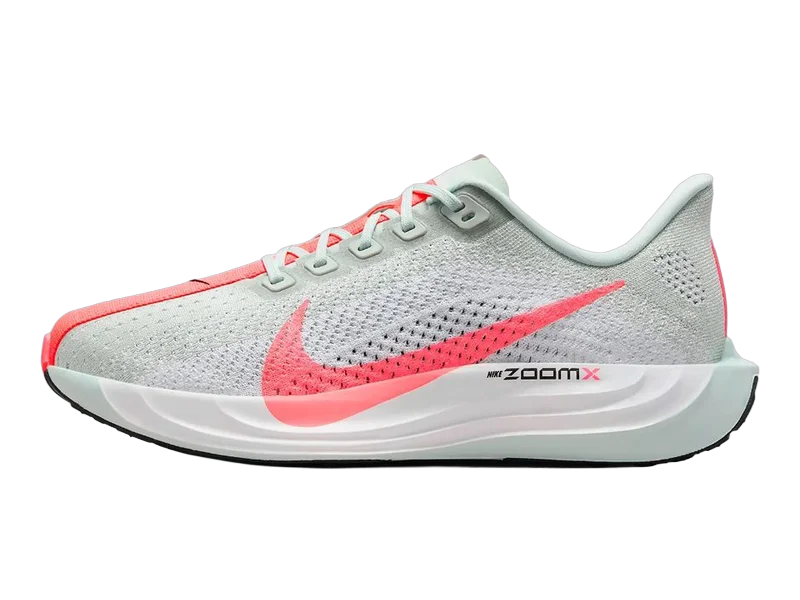 Nike Pegasus Plus, chaussure de route homologuée World Athletics