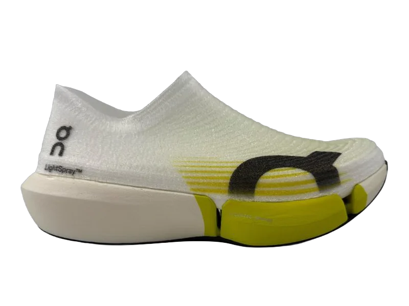 On LS Cloudboom Strike 2, chaussure de route homologuée World Athletics