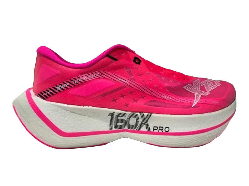 Xtep 160XPro, chaussure de route homologuée World Athletics