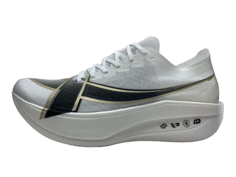 Xtep WuQiong, chaussure de route homologuée World Athletics